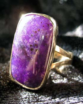 William Gable  Gold Purple Rectangle Ring  $ G4038